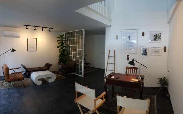 Haus Sathorn 21