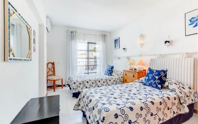 135 Monte Dourado Two Bed Apartment With Communa