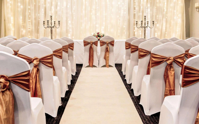 WorldHotels Distinctive Woughton House Hotel