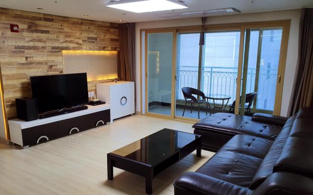 JS Residence Hotel