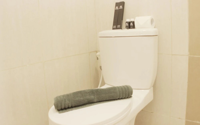 Luxury 1Br At Meikarta Apartment