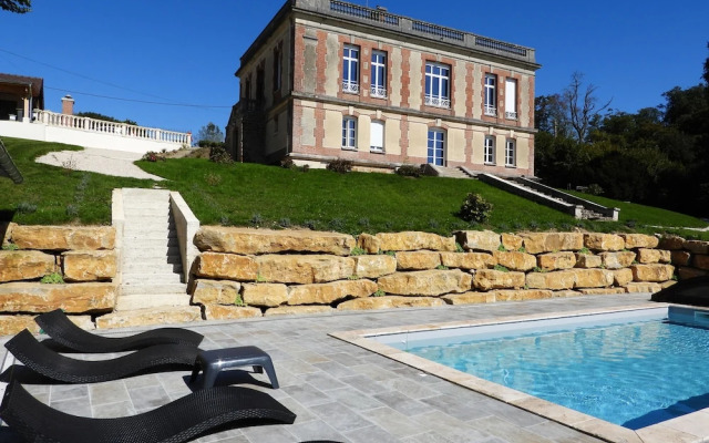 Demeure De La Garenne