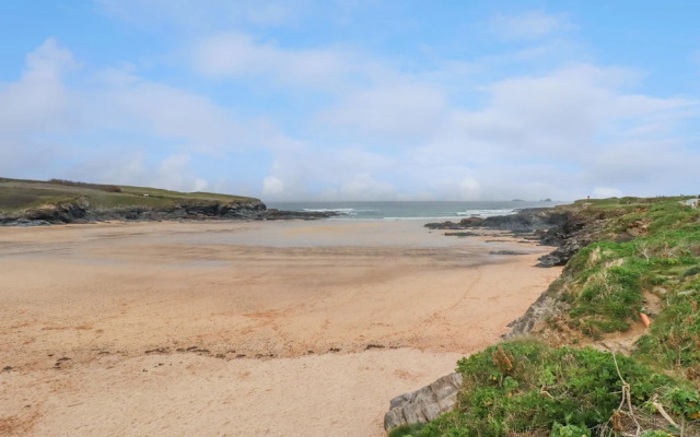 Constantine Bay