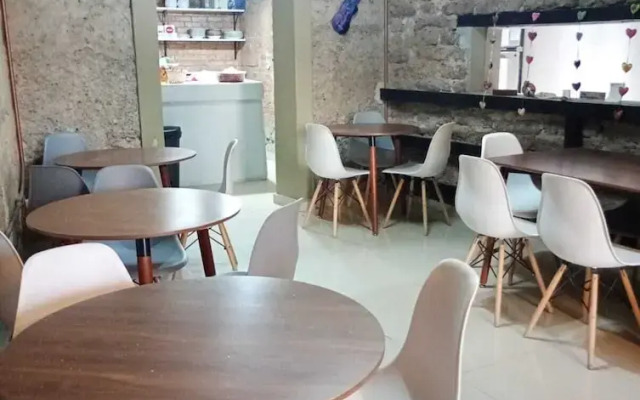 Adhoc Boutique Barrio Antiguo