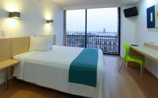 One Guadalajara Centro Histórico