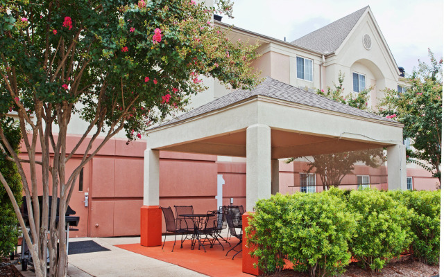 Sonesta Simply Suites Houston Galleria Medical Center