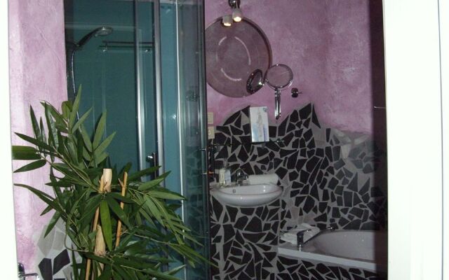 Fritzi's Art Hotel