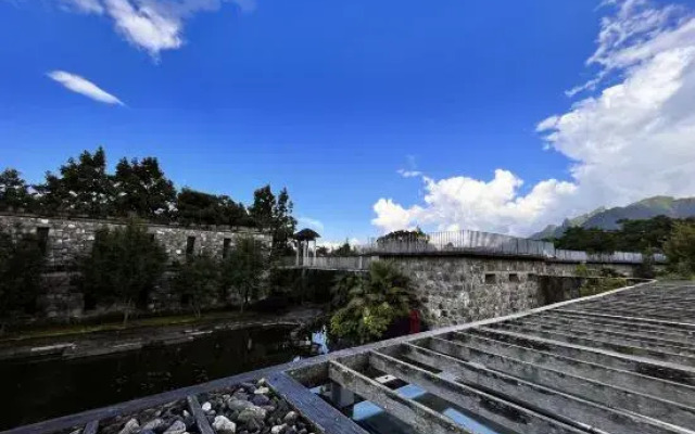 Yuanyang  Nuoma Amei Tea  Manor