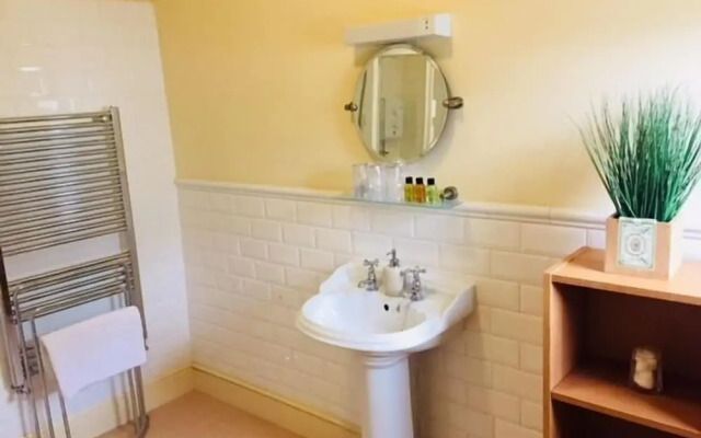 Salisbury Guest House