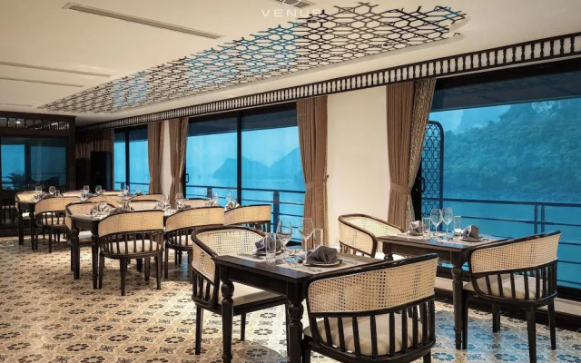 Era Cruise Halong Bay by Venus Group