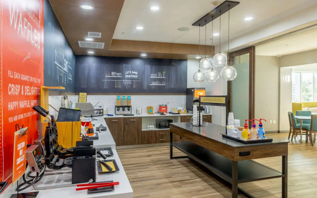 Hampton Inn & Suites Cleburne