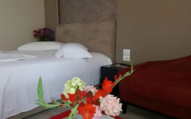 Erandi Hotel Tirana