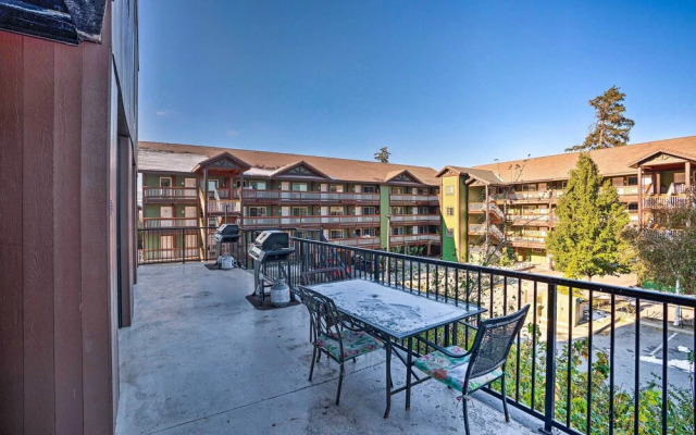 Resort-style Condo w/ Lake Chelan & Mtn Views
