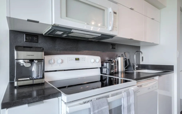 Luxury Waterfront City Place Condo