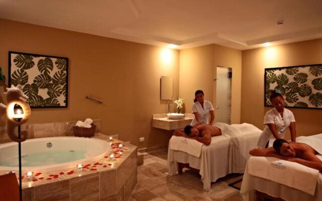 Quetzal Penthouses in Bahia Principe