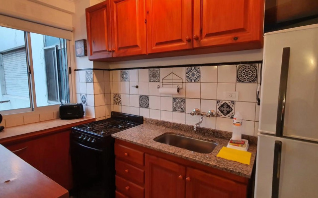 Depto de 2 ambientes zona Guemes