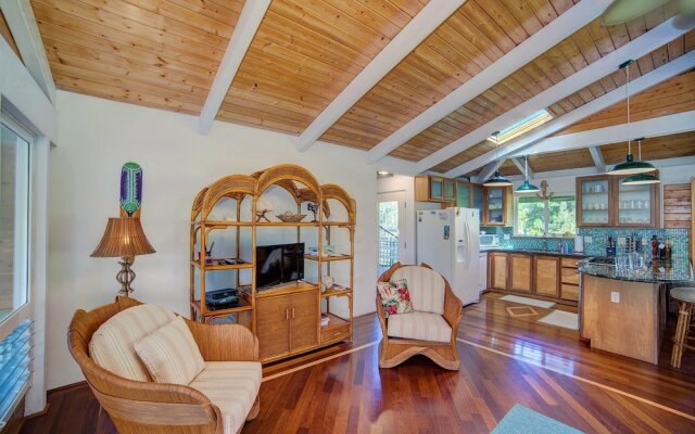 Hale Ki'i Maka Manu 4 Bedroom Home by RedAwning