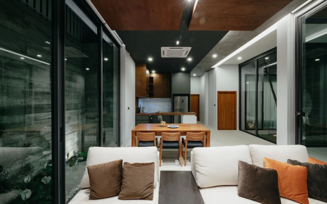H1 Pool Villa