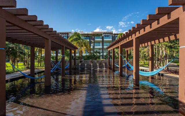 Z Casa Altamar 2 Bedroom Condo by RedAwning