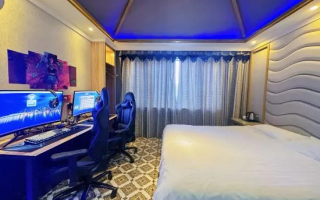 Yiqing Theme Hotel Shanghai