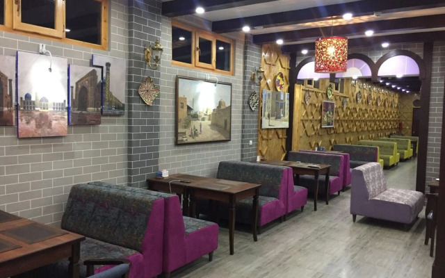 Gallery Hotel — Hostel