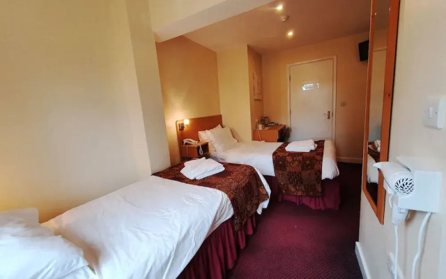 Royal Square Hotel