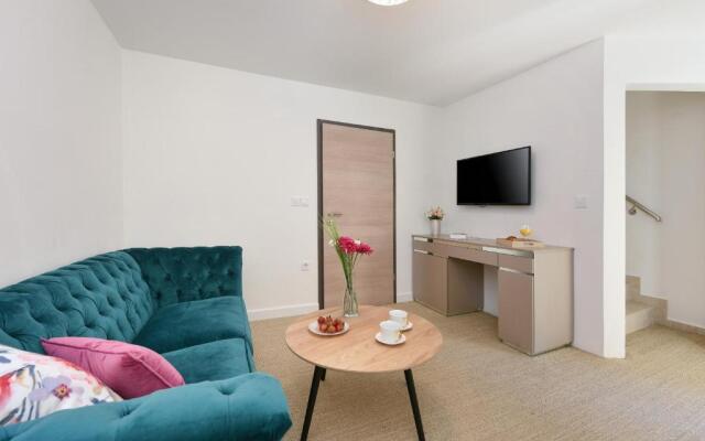 Harvey's luxury rooms