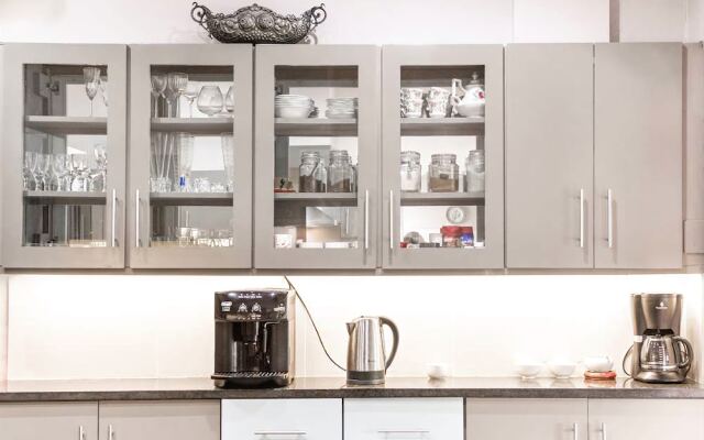 17 on 5th Avenue Walmer Guest House