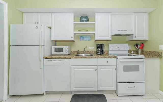 Island Dreams Sandy Toes #1