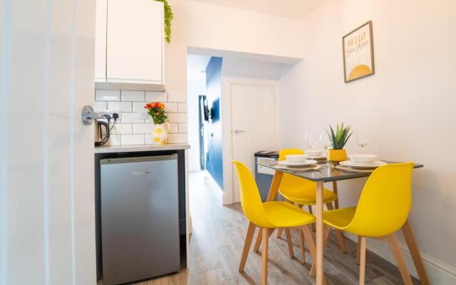 River View Home - 2 bed