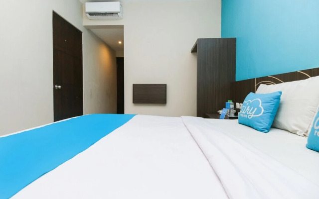 ZEN Rooms Mataram Airlangga