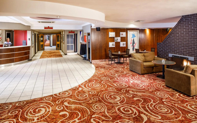 Mercure Livingston Hotel
