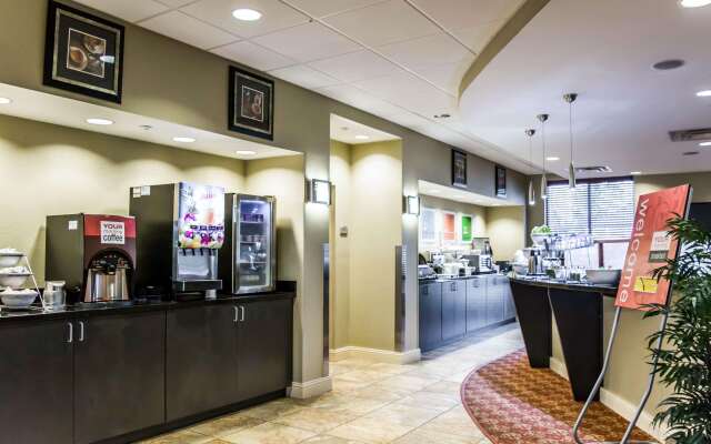 Comfort Suites Palm Bay - Melbourne