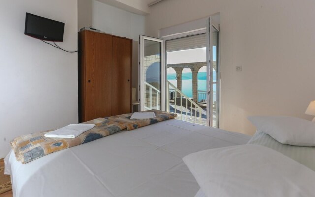 Stunning Home in Stanici With Wifi and 3 Bedrooms