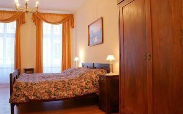 Aparthotel Camea