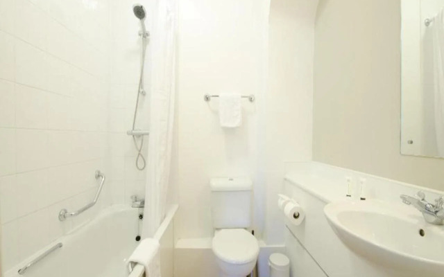 The Corner House Hotel