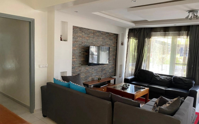 Appartement à Mermoz, nettoyage journalier gratuit