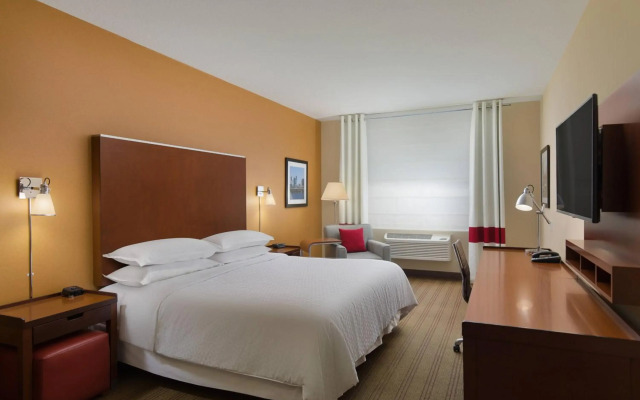 Four Points By Sheraton Portland East