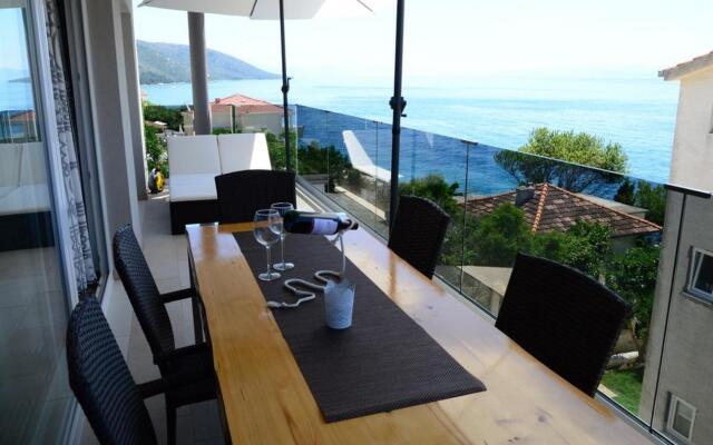 Marinela - with pool - A2(4+2)