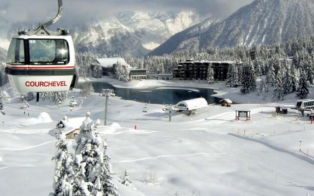 Lake Hotel Courchevel 1850