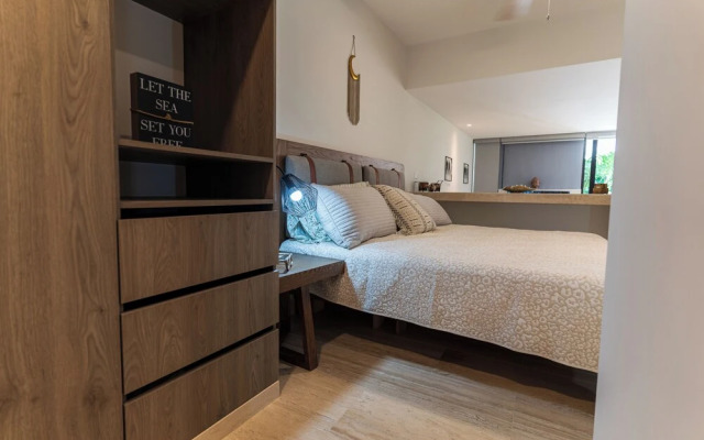 Luxurious Studio Rooftop Pool BBQ Gym