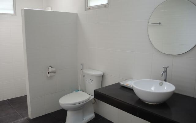 The C Samet Beach Resort