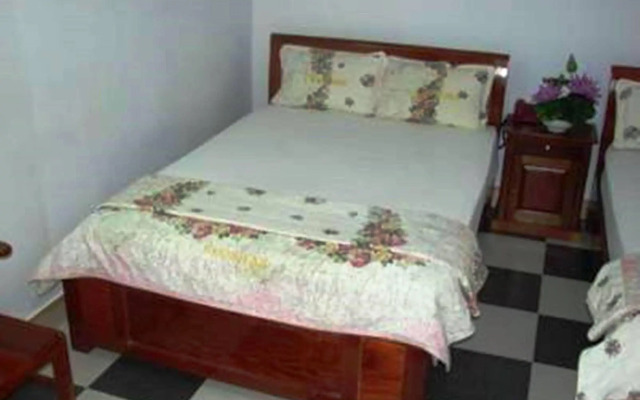 Phuong Thu Hotel