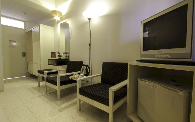 The Ratchathani Hotel