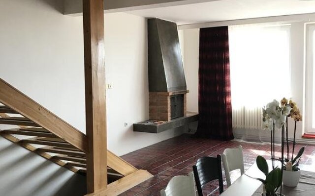 B&B Home