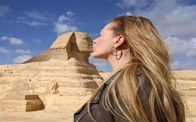 Faran Pyramids View lnn