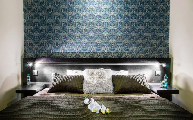 Art House Apartments by Adrez Living