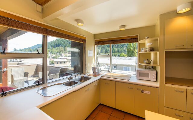 Tahuna Pod Hostel
