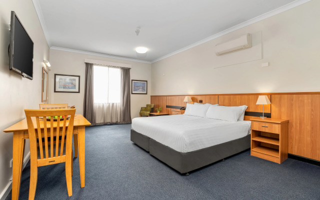 Metro Hotel Perth City