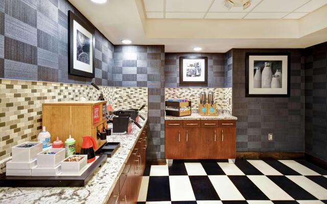Hampton Inn Auburn